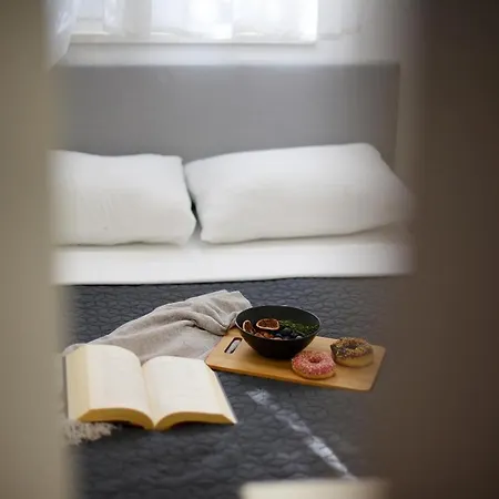 L&r Luxury Apartment- Free Parking דירה *