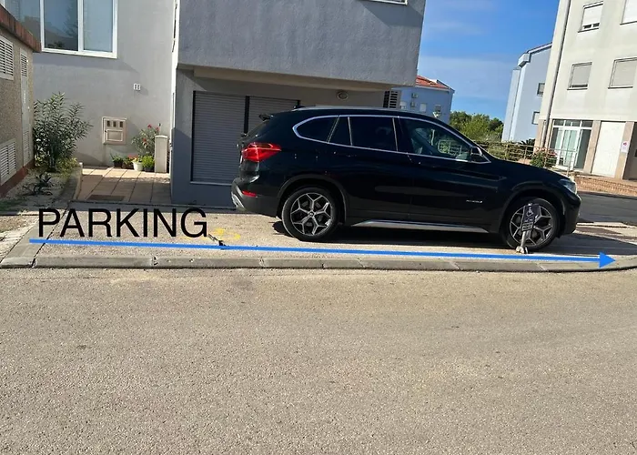 L&r Luxury Apartment- Free Parking Appartement *