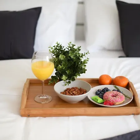 Lejlighed L&r Luxury Apartment- Free Parking