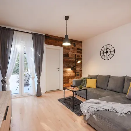 Apartment L&r Luxury *