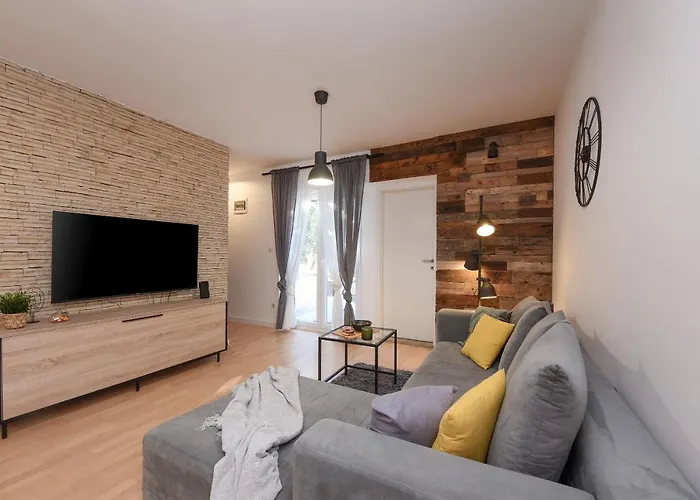 L&r Luxury Apartment- Free Parking Задар