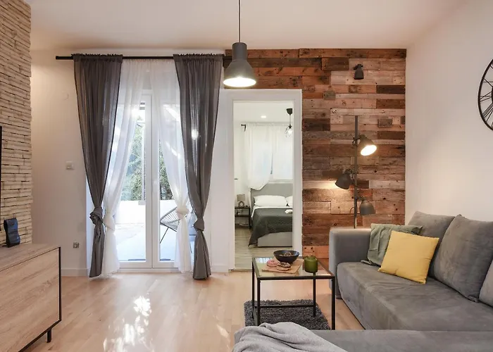 L&r Luxury Apartment- Free Parking Апартаменты Задар